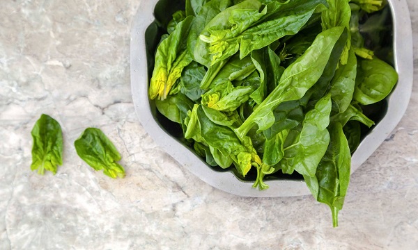 How to tell if spinach is bad